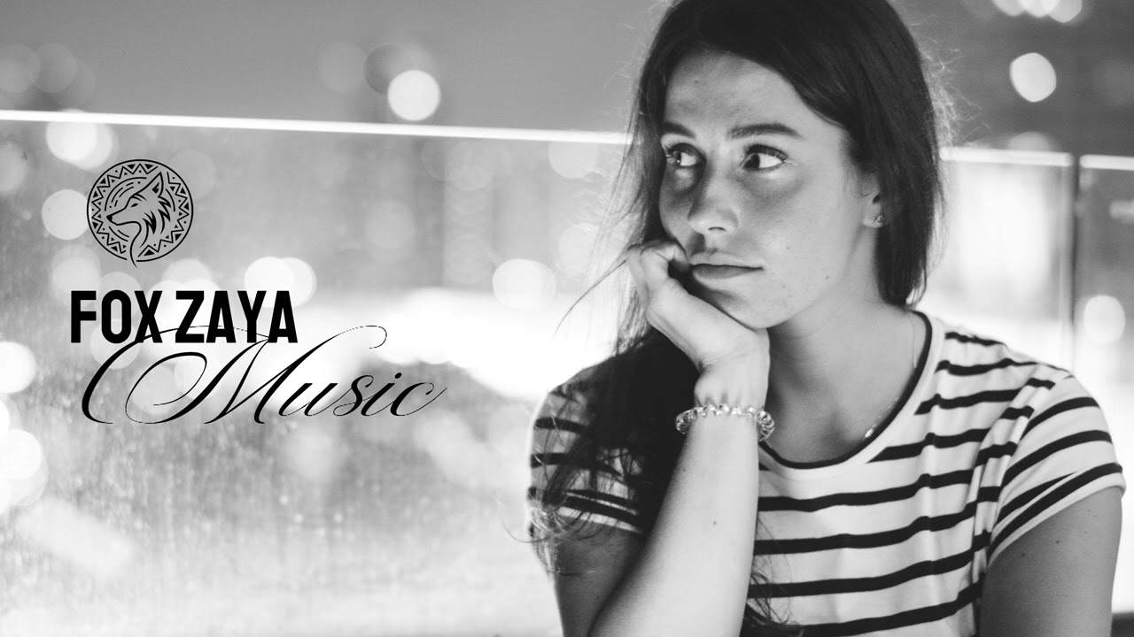 Deep House - Late at night, shadows on the wall