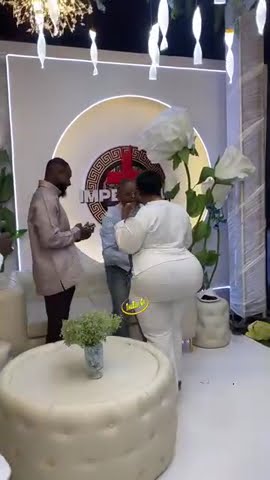 Owusu bempah met Ex wife 😂😂 #fyp  #viralvideo