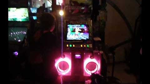 Thrilla in Manila Day 2 - PRECIOUS PEARL - Butterfly (2008 X-edit) / SMiLE.dk