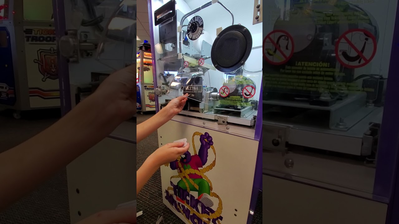 Chuck E Cheese Ticket Machine