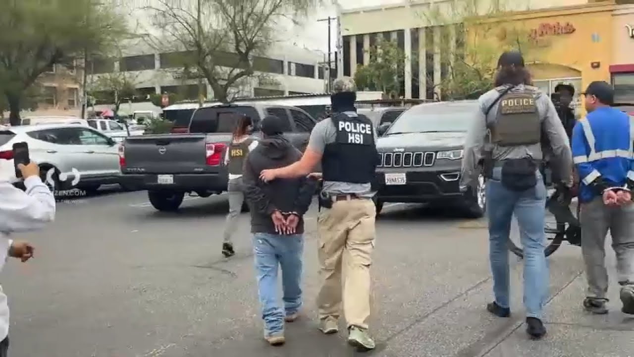 ICE operation underway at Home Depot in Westlake - YouTube