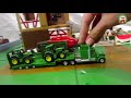 SIKU FARM: Low Loader with John Deere tractors(siku 1837)