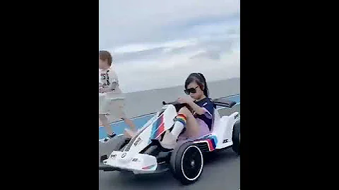 Go-Kart for Kids children ride on car 550 Dual drive battery powered electric go kart cars for kids