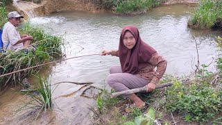 MANCING DI BAWAH AIR TERJUN KECIL TERNYATA SARANGNYA IKAN INI STRIKE SAMPAI PEGEL..