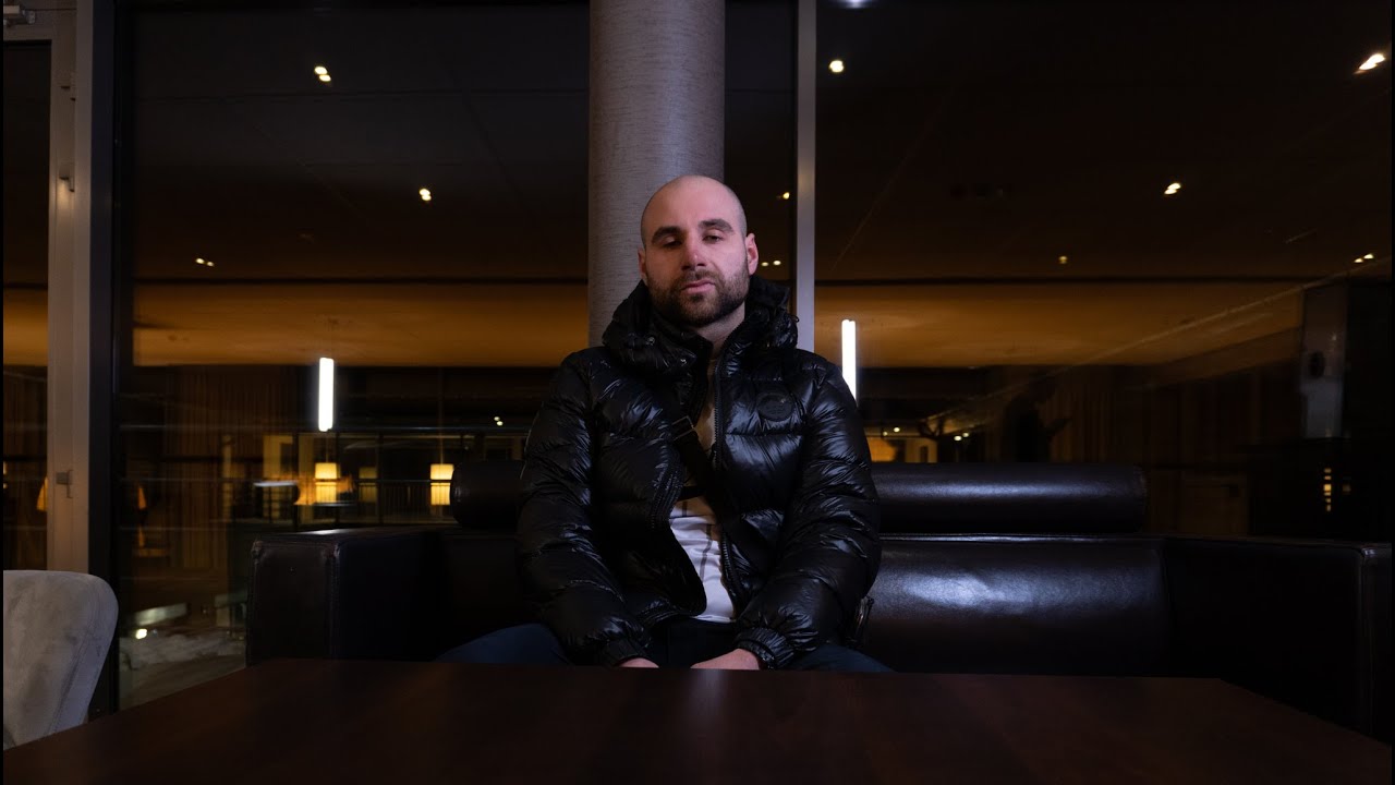 Guarda Obserwator - Chciałem więcej (prod. Phono CoZaBit) su YouTube Guarda Obserwator - Chciałem więcej (prod. Phono CoZaBit) su YouTube