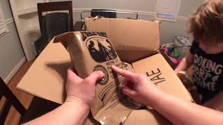 Unboxing MRE gift