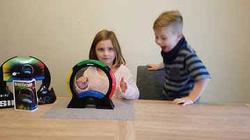 Simon Air by hasbro gaming - Alys and Josh review and play