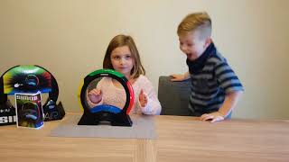 Simon Air by hasbro gaming - Alys and Josh review and play