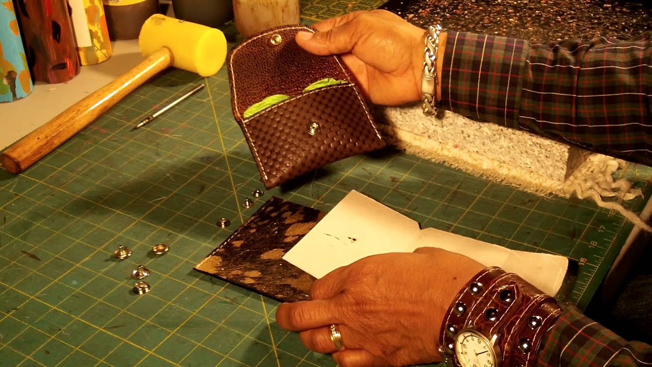 How To Make a Leather Coin Purse - YouTube