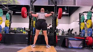 Squats - 225 x 10 reps - JDV Workout