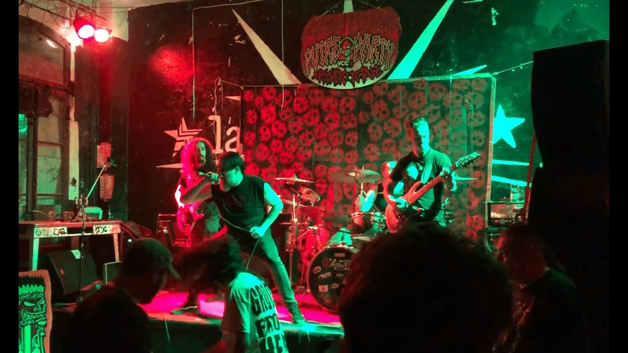 Hunting the Beast - Extraction [LIVE Putreparty Vol.2]