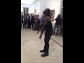 Improvisation du danseur jeanpaul mehansio au vernissage de manuel braun  linstitut franais