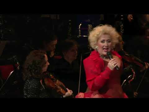 Karin Bloemen - Beatles Medley (Live met Metropole Orkest)