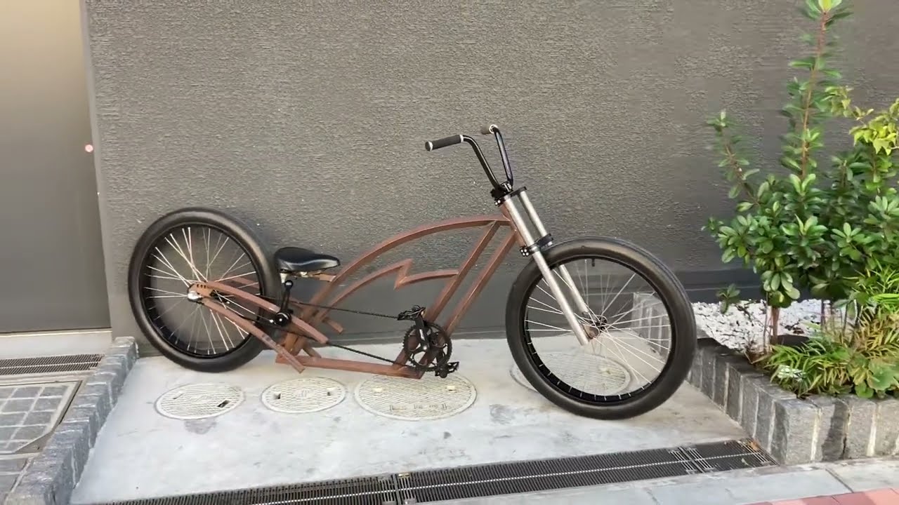 自転車本体 HB Cruiser LightninigBolt custom Cruiser HB Cruiser Lightninig Bolt 販売中‼︎ - YouTube