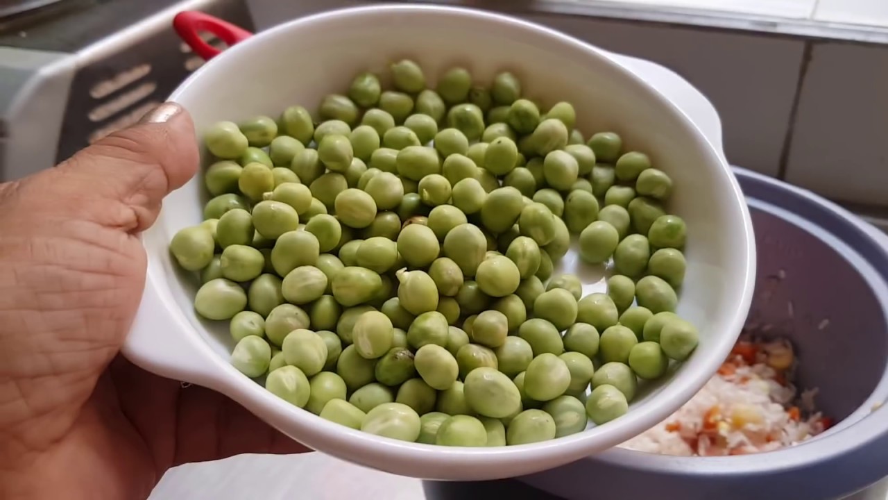 Comida saludable en olla eléctrica arrocera, hoy arroz mixto.