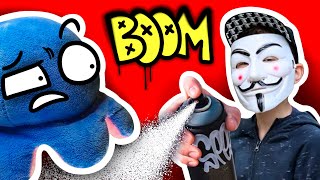 ШКОЛЯРЫ РИСУЮЩИЕ ГРАФФИТИ 'BOOM' (меня заставили отмывать все теги)