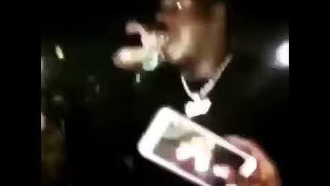 Fan tries to snatch blac younsta chain during performance
