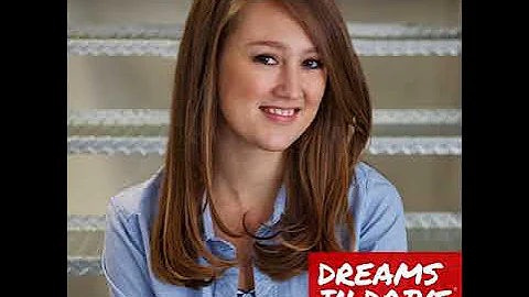 129: How To WIN On Social Media w/ Laura Roeder