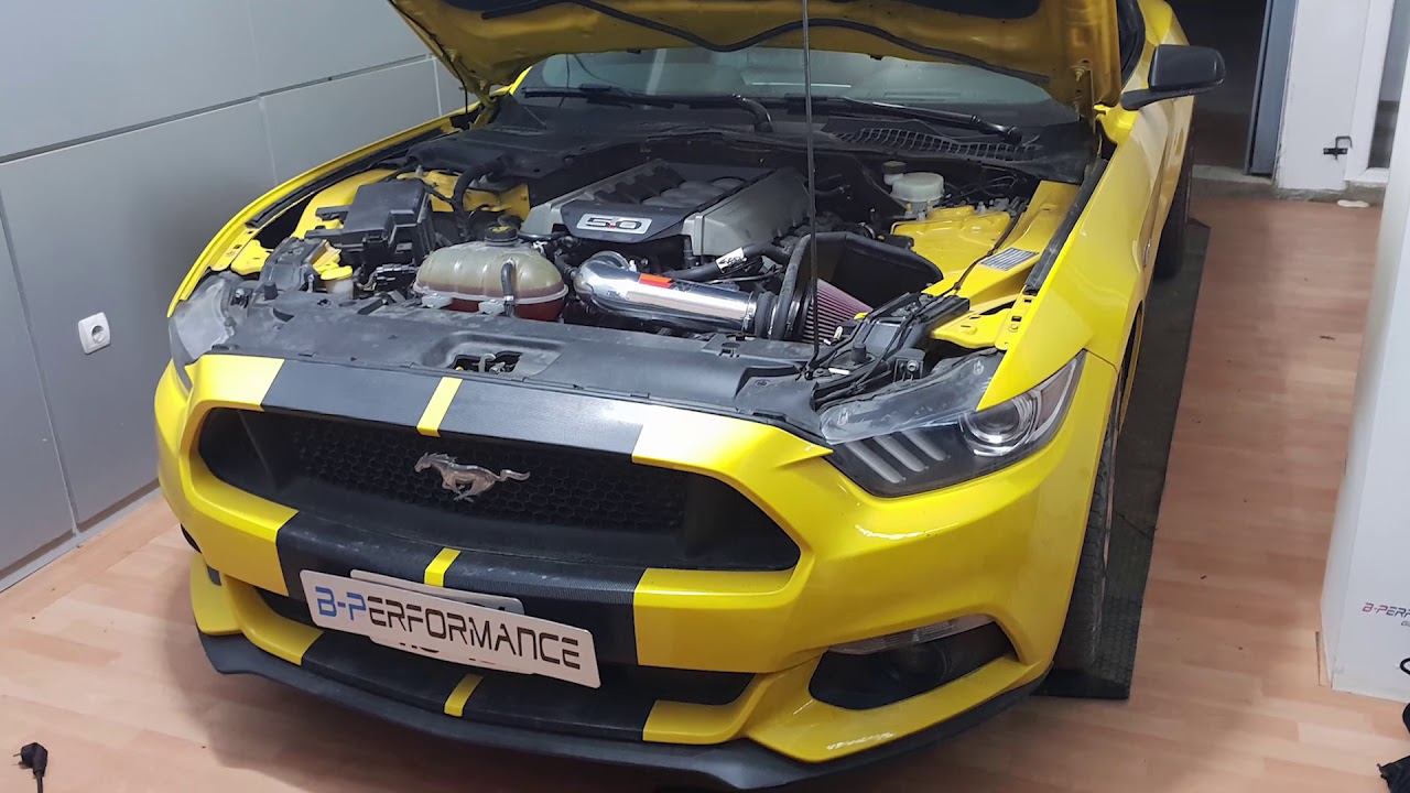 Ford mustang v12