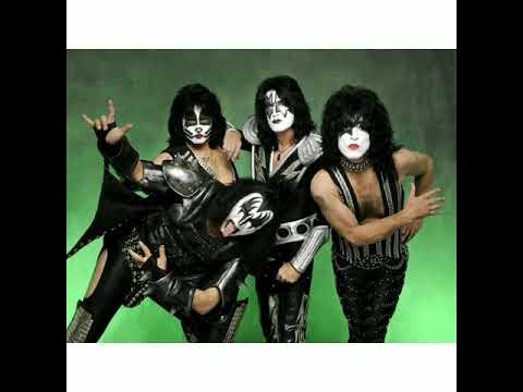 Kiss - i was made for lovin' you. I was made for loving your. Kiss группа i was. Kiss i was made for loving you обложка. группа кисс i was made for loving you.