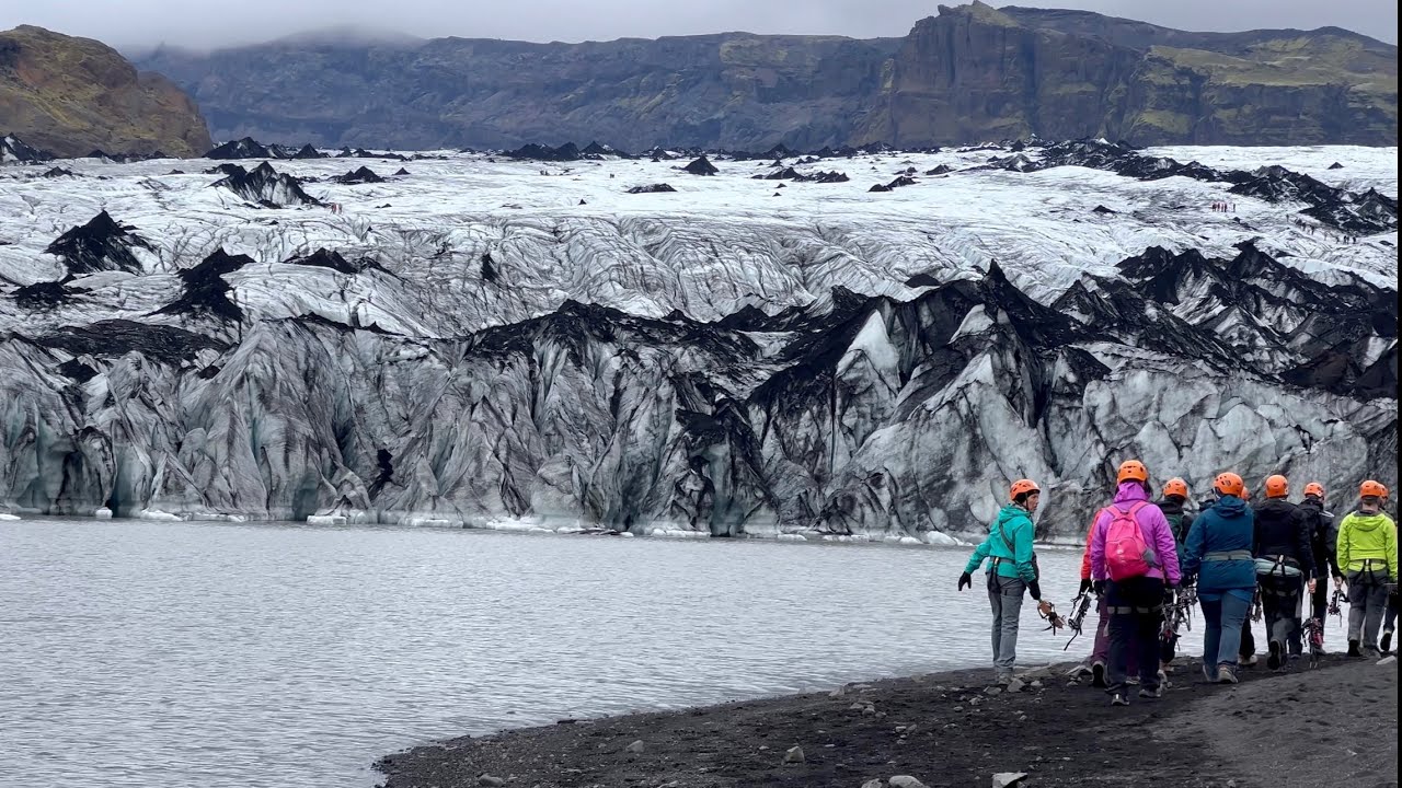 Hike on Sólheimajökull Glacier, Iceland — Sólheimajökull glacier, Iceland, Iceland — video poster