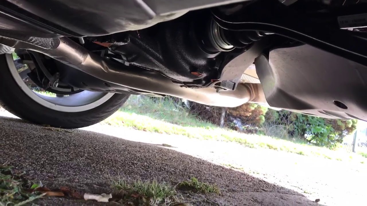 2017 BMW 340ix Knocking Noise When Gas Tank is Below 1/4 Tank YouTube