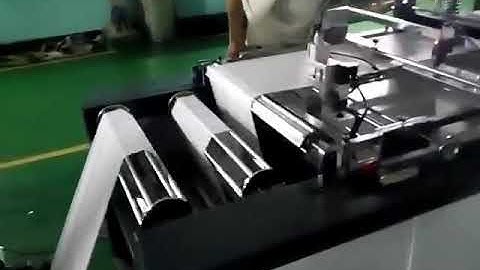 Vũ Gia bàn giao máy làm túi vải không dệt