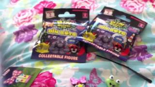 Binweevils Opening 3 Bin Bots blind bags.