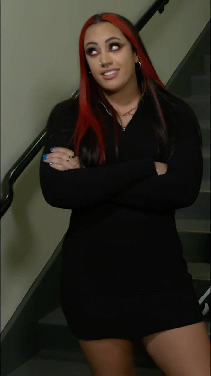 Ava is falling for that one again ? #NewYearsEvil #WWENXT