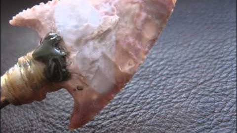 FLINT KNAPPING FROM RECENT CHIPPING FLINT RIDGE, PICTURE JASPER, AUSTRALLIAN JASPER KEOKUK, OBSIDIAN