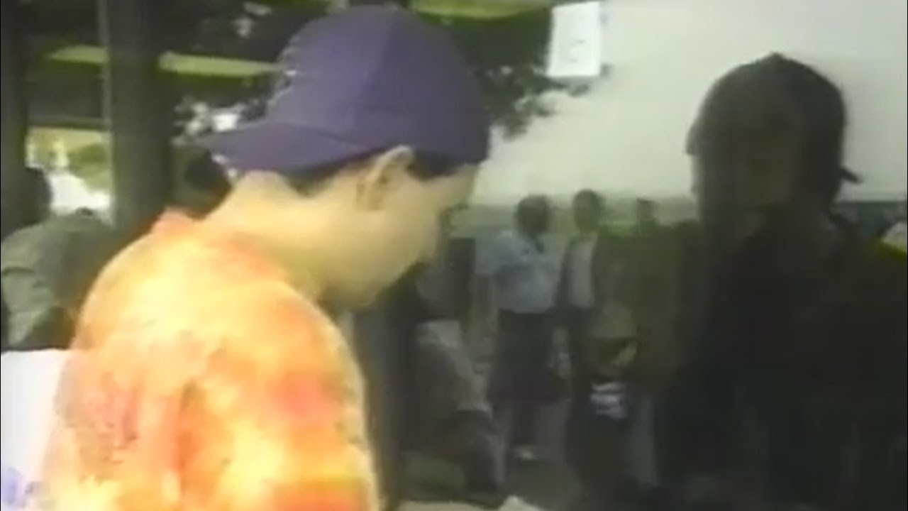 Pearl Jam vs. Tickermaster (CNN News 1995)