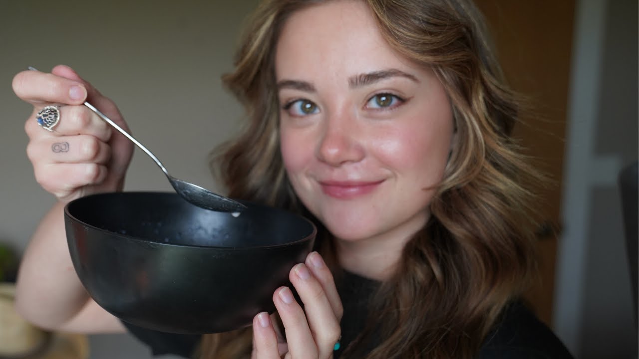 ASMR Cereal & Chat! 🥣 Crunchy Eating Sounds & Whispered Rambles
