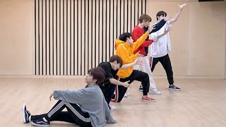 TXT - CROWN[DANCE PRACTICE MIRRORED] Resimi