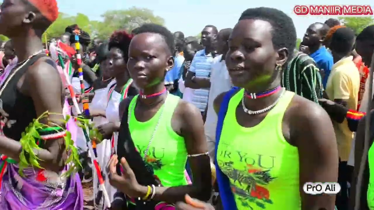 Pan Bor by Achiek Kur Kuer 