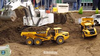 Big LIEBHERR 9350 RC Excavator Working - RC Truck show at Intermodellbau Dortmund 2024