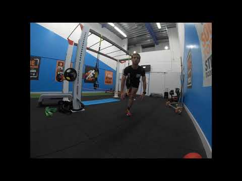 Single leg RDL with reactive neuromuscular training