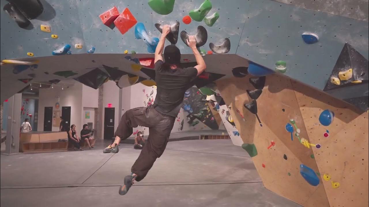 JakeAng V6/7 Flash VITALClimbingGym Brooklyn climbing 