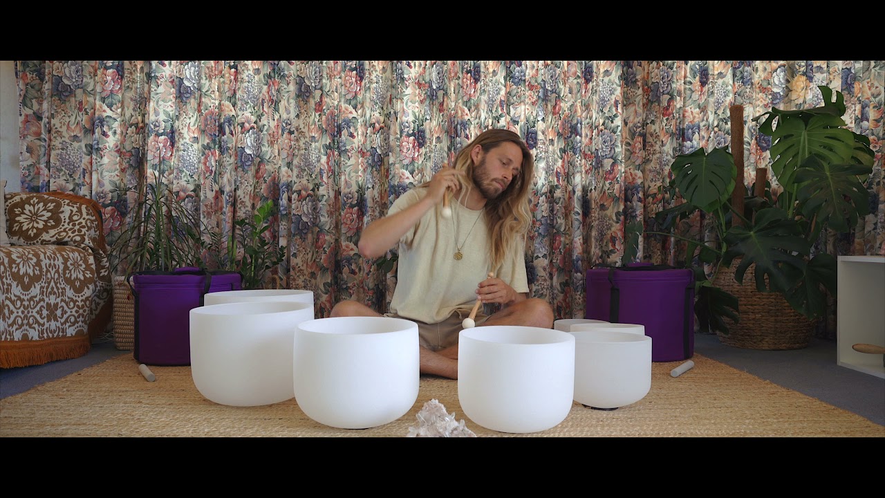 The Oracle Shop NZ - Introduction to our 432hz Chakra Sets of 7 Crystal Singing Bowls