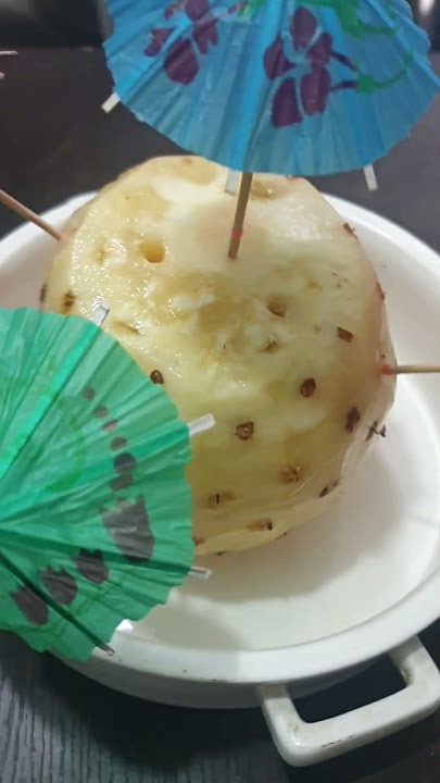 #shorts ; PINEAPPLE OR PINYA #pineapple #pinya #dessert #satisfying #sweet #delicious