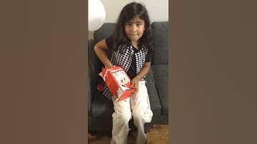 Unboxing video of Vinyl face Coca Cola Labubu