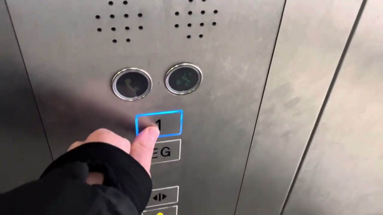 The lift where it all began! Action in Schüttorf Germany