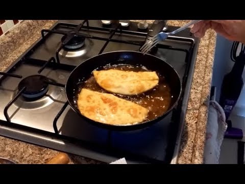 Çiğ Börek Tarifi - Çiğ Börek Nasıl Yapılır? (Pie Recipe)