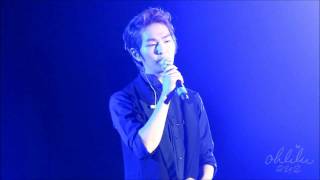 Video thumbnail of "[Fancam] 111103 SHINee In London - 내게 오는 길 (Onew Solo Stage)"