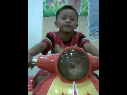IWAN FALS - GURU UMAR BAKRI