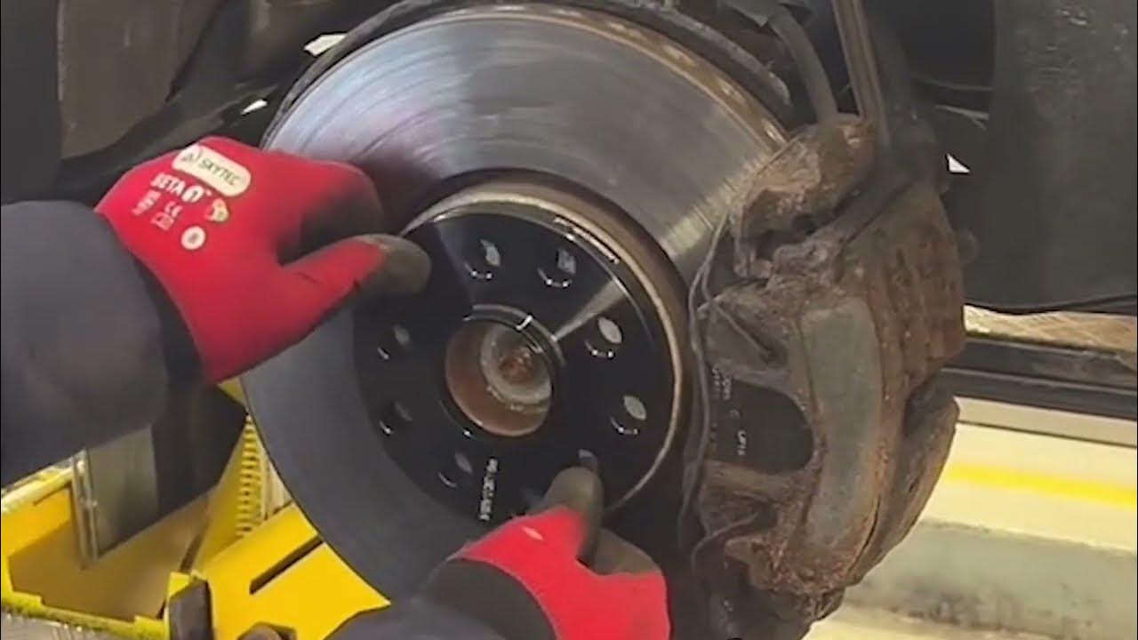 How to fit hubcentric wheel spacers YouTube