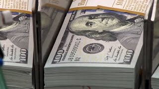 Economists say bank failure doesn't signal looming financial crisis