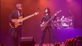 23, The Warning w/Pablo González Sarre, Live at Teatro Metropolitán, CDMX 08/29/22