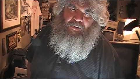 Commodore - Episode 267 - And I Traded The Monitors For A... - David Bradley - 64 C64 PET VIC20