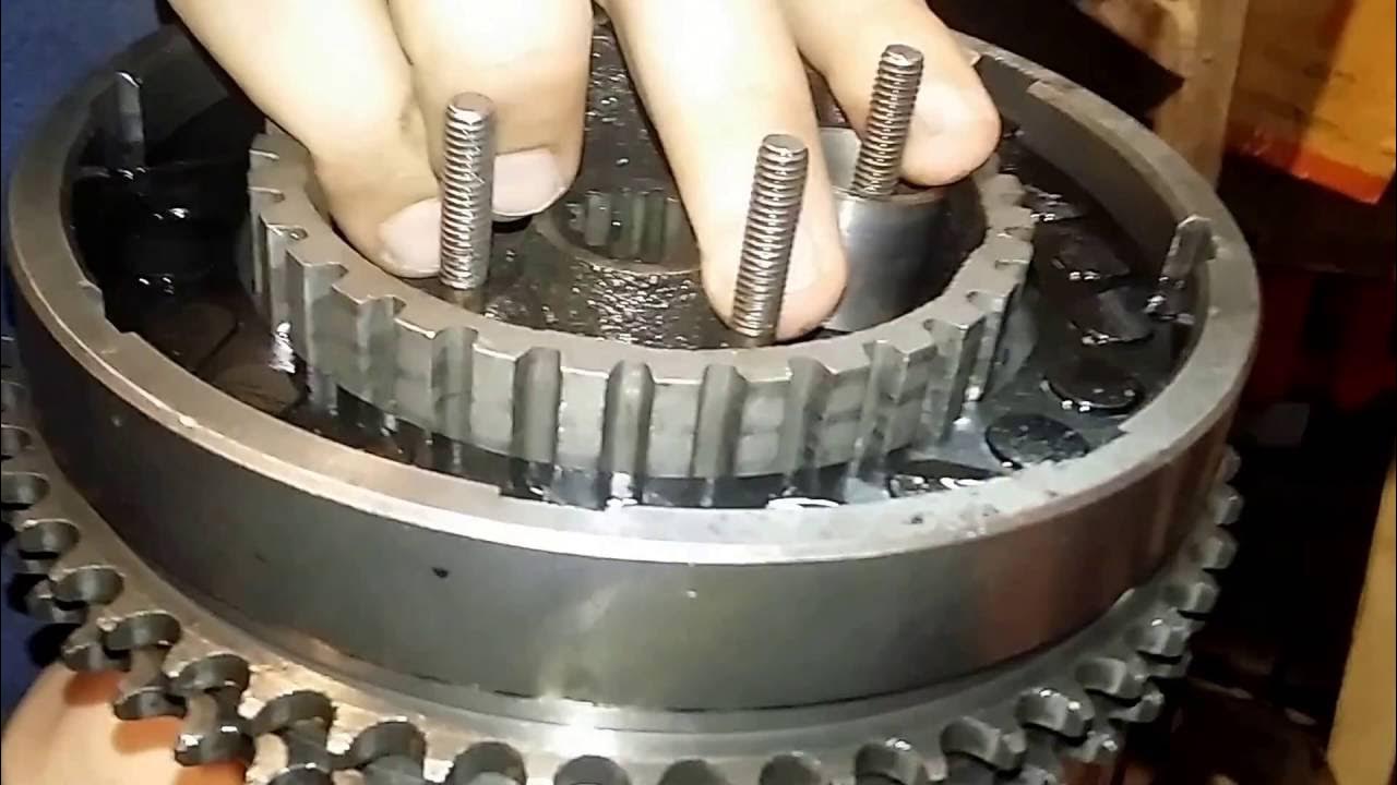 ІЖ Планета 3, корзина щеплення. ИЖ Планета 3, карзина сцепления - YouTube