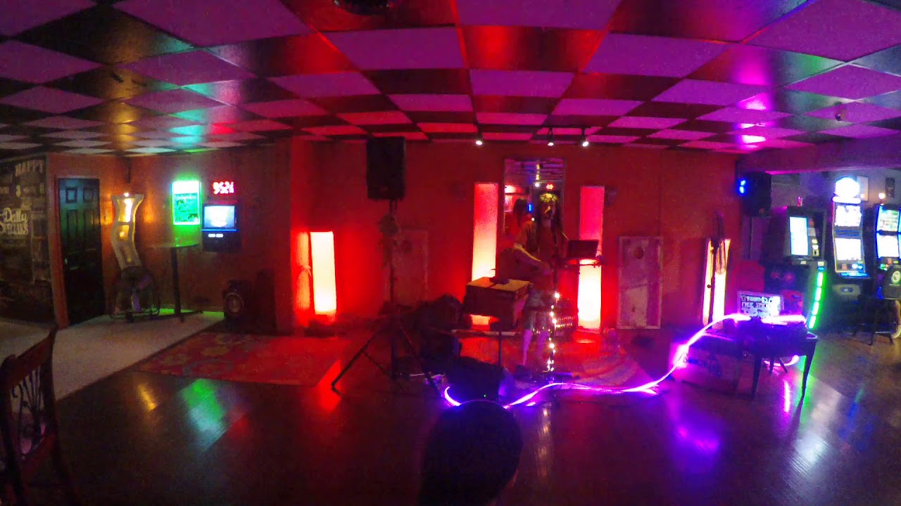 05 Pawn shop dub BongoJak at Martini Joe's 6/29/18 YouTube